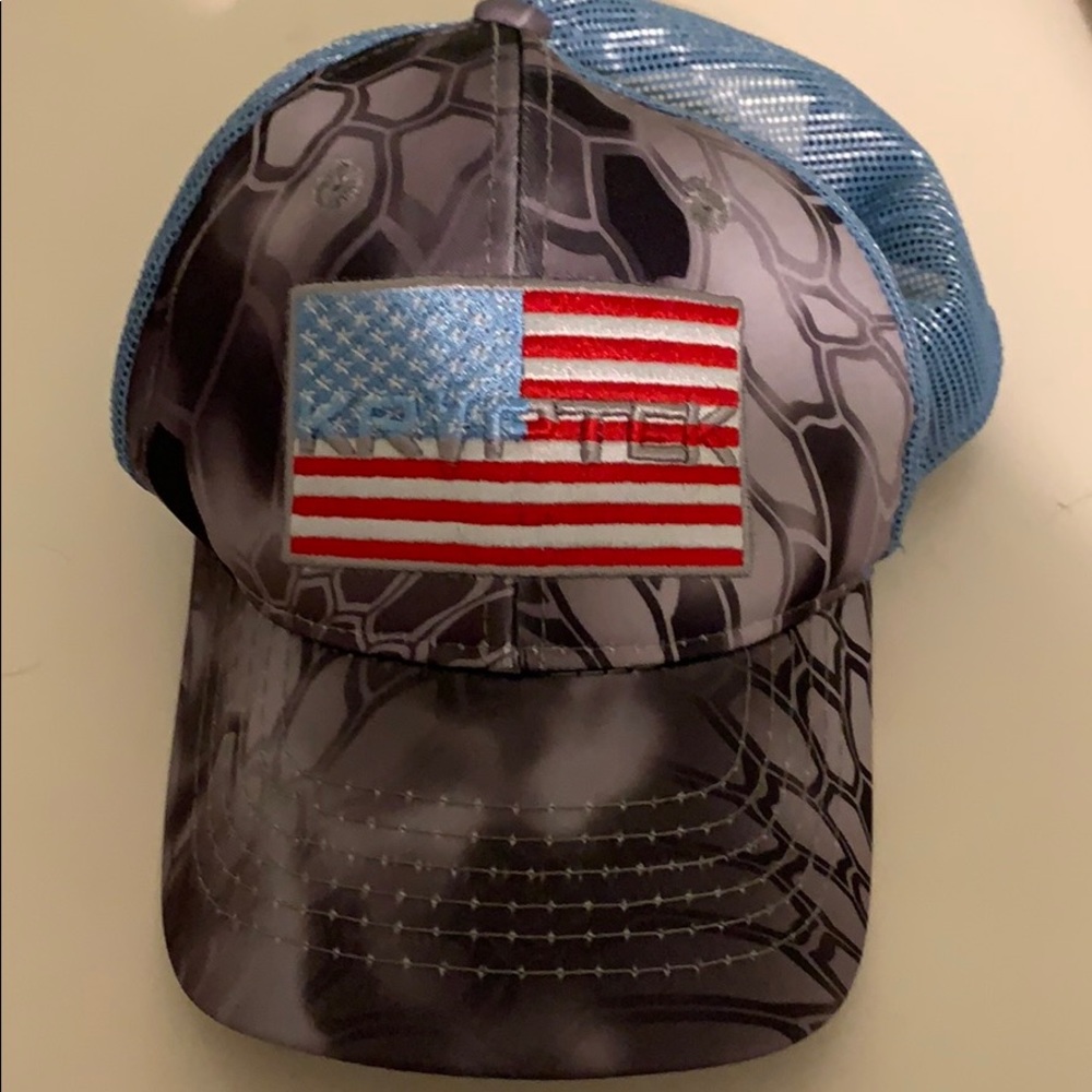 Ladies fit kryptek American flag hat